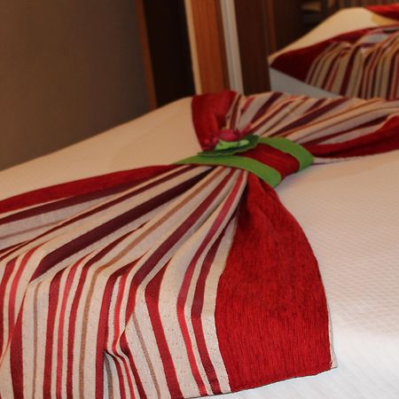 Hotel Regio 2 Kadyks Zewnętrze zdjęcie