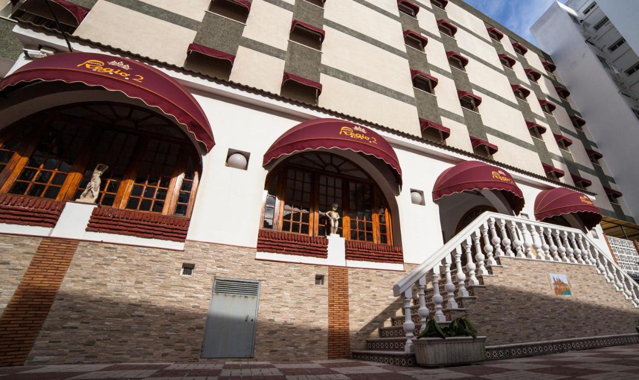 Hotel Regio 2 Kadyks Zewnętrze zdjęcie