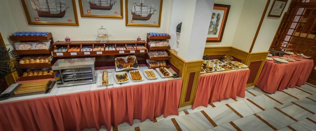 Hotel Regio 2 Kadyks Zewnętrze zdjęcie