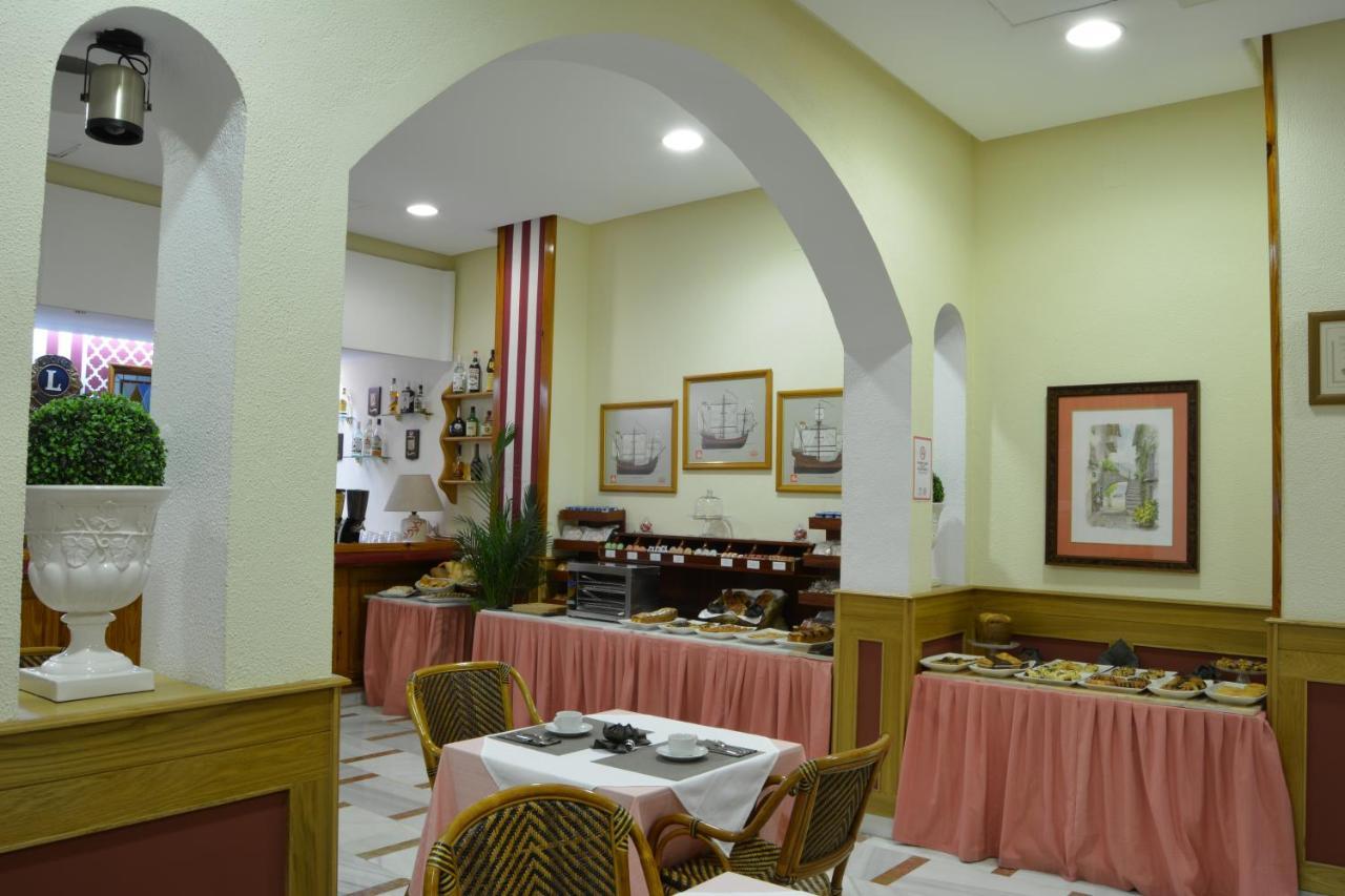 Hotel Regio 2 Kadyks Zewnętrze zdjęcie