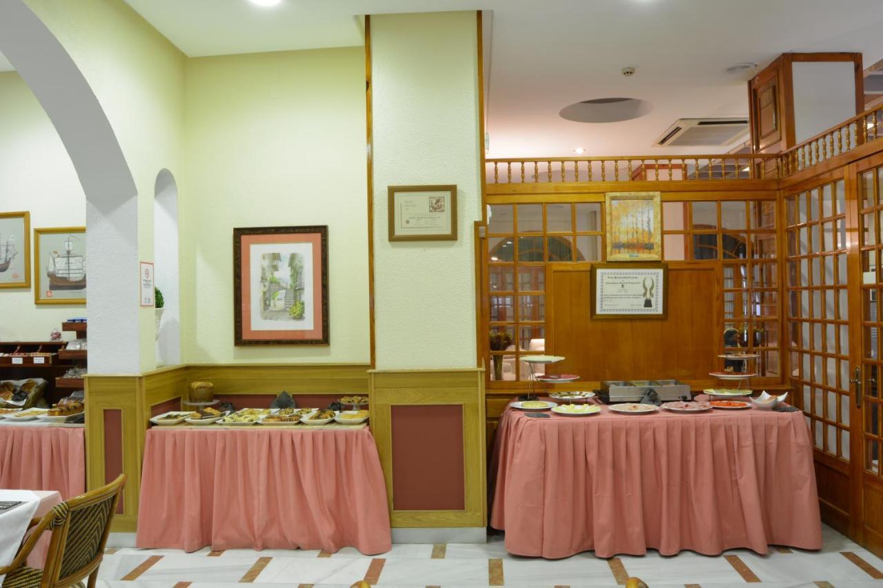 Hotel Regio 2 Kadyks Zewnętrze zdjęcie